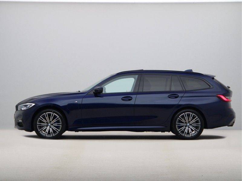 BMW 3 Serie Touring 330e xDrive High Executive M-Sport Automaat afbeelding 12