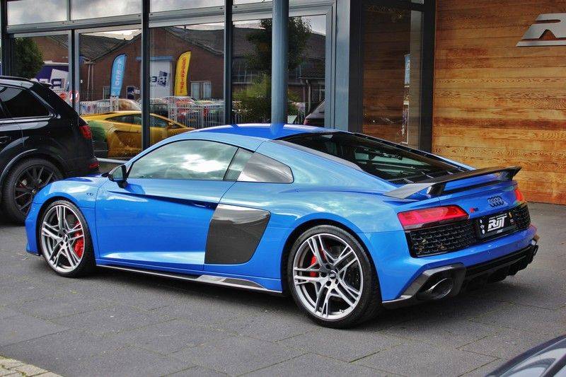 Audi R8 5.2 V10 Performance Quattro 620pk **Keramisch/B&O/Carbon/DAB/Camera** afbeelding 7