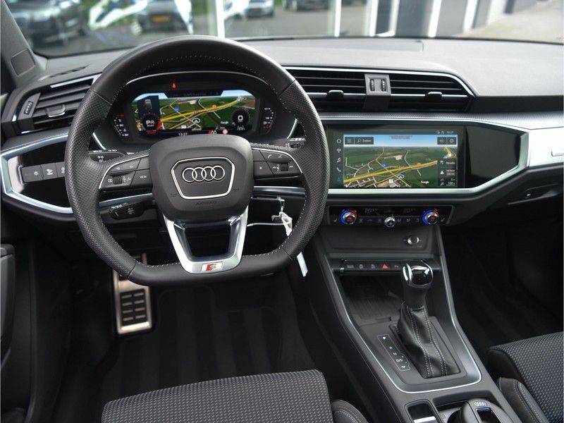 Audi Q3 Sportback 40TFSI Quattro S-Line Black Optic M-LED Pano Virtual 20-Inch 360Camera Tausilver! afbeelding 23