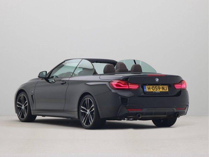 BMW 4 Serie Cabrio 430i High Executive M-Sport Automaat afbeelding 17