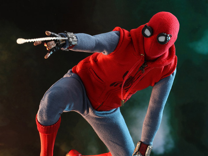 Hot Toys Spider-Man: Far From Home MMS552 Spider-Man (Homemade Suit Ver.) 1/6th Scale Collectible Figure