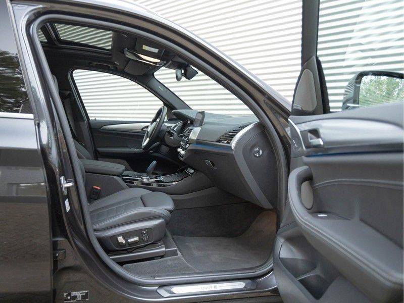 BMW iX3 High Executive - Trekhaak - Direct Beschikbaar! afbeelding 15