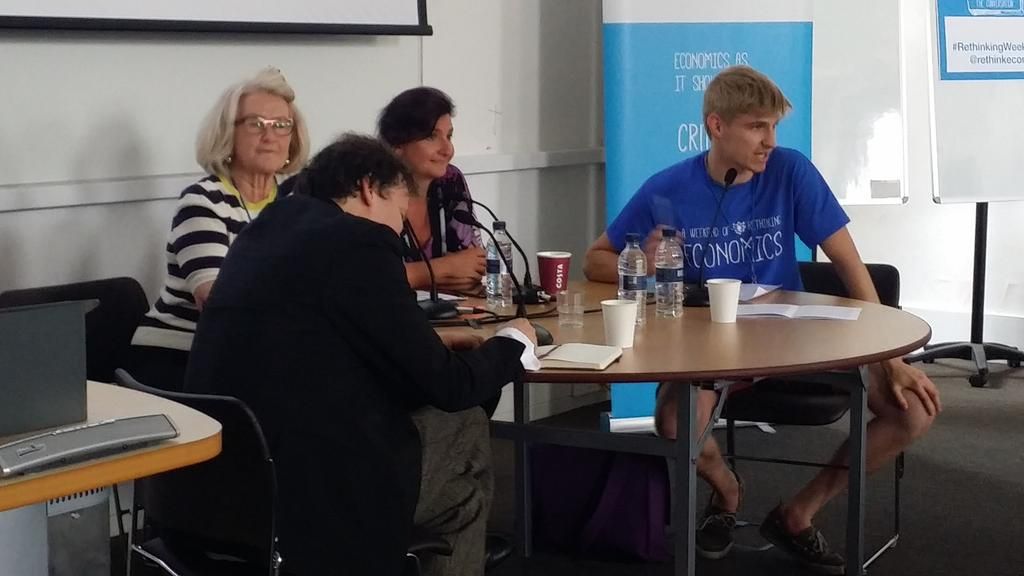 oh my god twitter doesn’t include alt text from images in their API