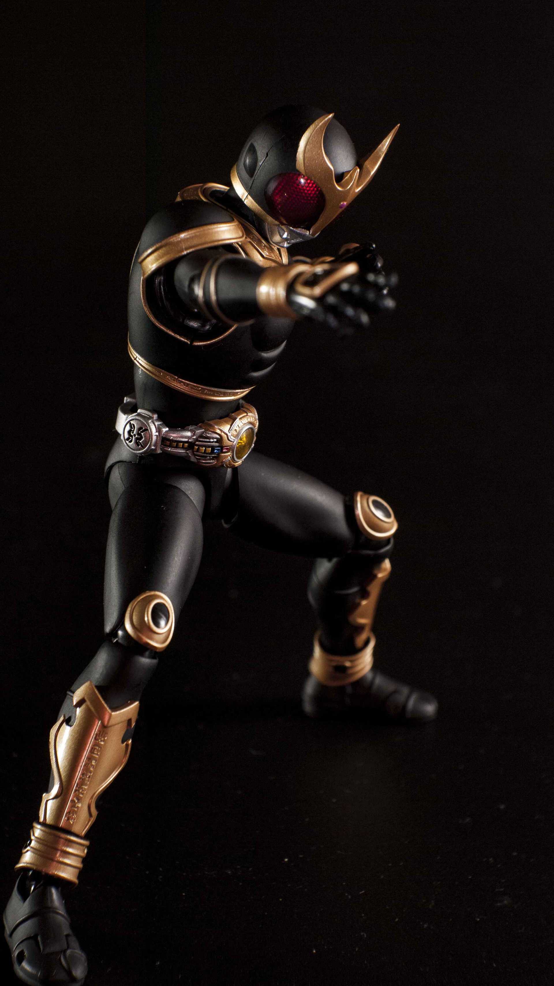 SH Figuarts Kamen Rider Kuuga Amazing Mighty