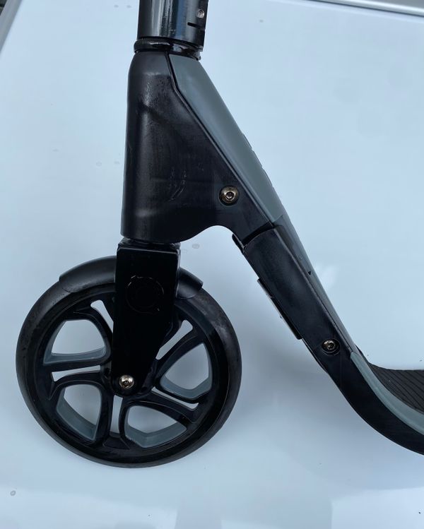 GLOBBER Scooter One NL 205