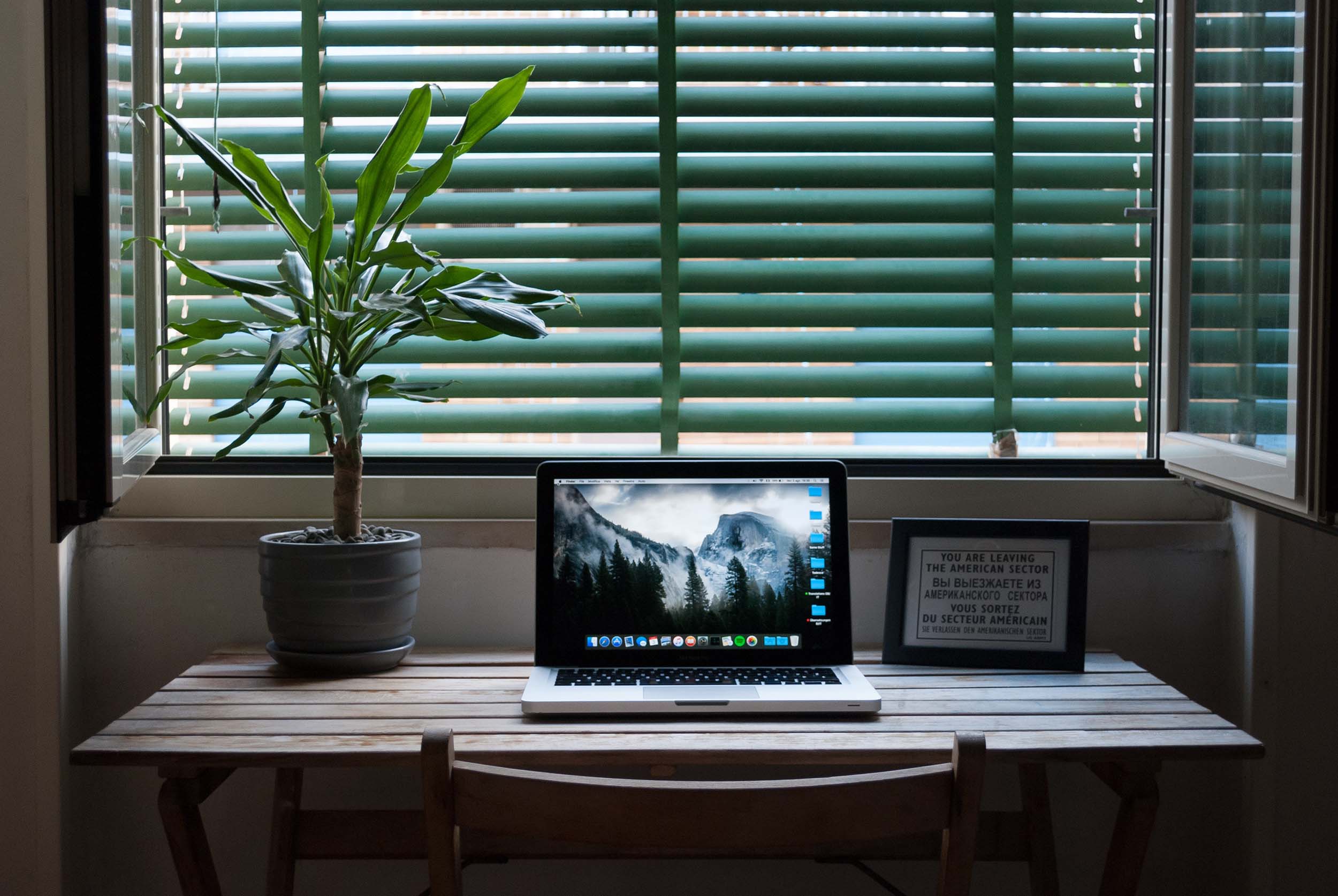 How to Effectively Work From Home