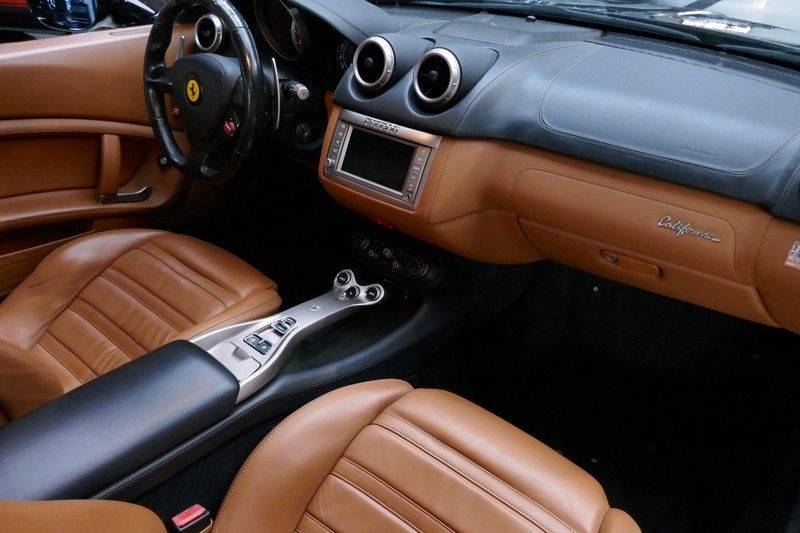 Ferrari California 4.3 V8 Keramische remmen, Carbon LED-stuur, Daytona stoelen afbeelding 24