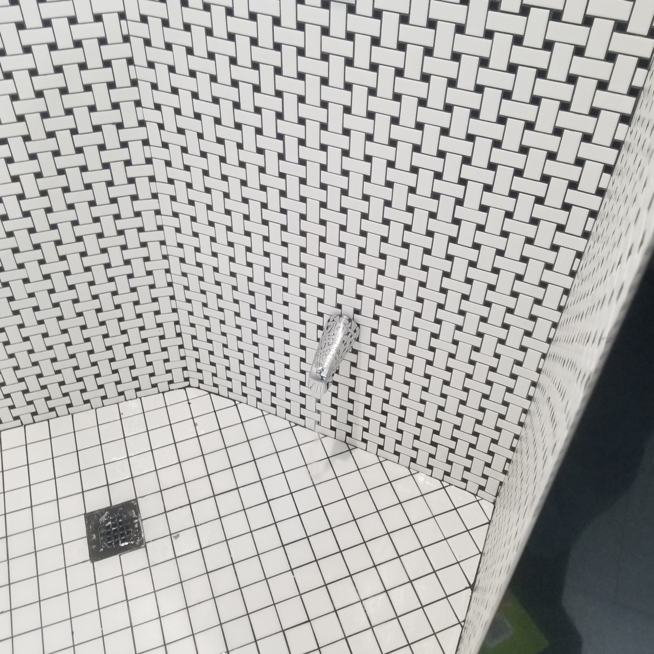 tiling-custom-bathtub-shower-tiles--after-02