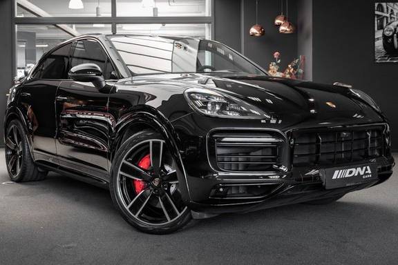 Porsche Cayenne S Coupé Burmester Luchtvering Sport Design Hoogglans Burmester Luchtvering Sport Design Hoogglans