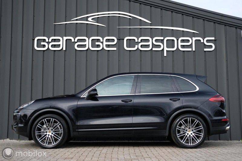 Porsche Cayenne 4.2 D S | Panoramisch dak | Bose | 850 Nm afbeelding 6