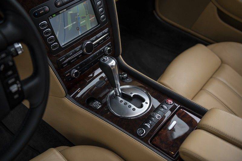 Bentley Continental GT 6.0 W12 GTC Massage Stoelen + Verwarmde Stoelen + Cruise Control afbeelding 24