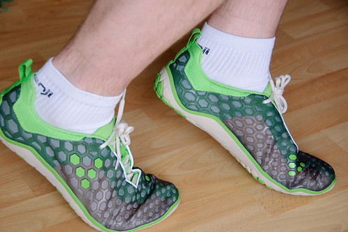 VivoBarefoot Evo: In a mid-stride pose - notice the creasing over the toes