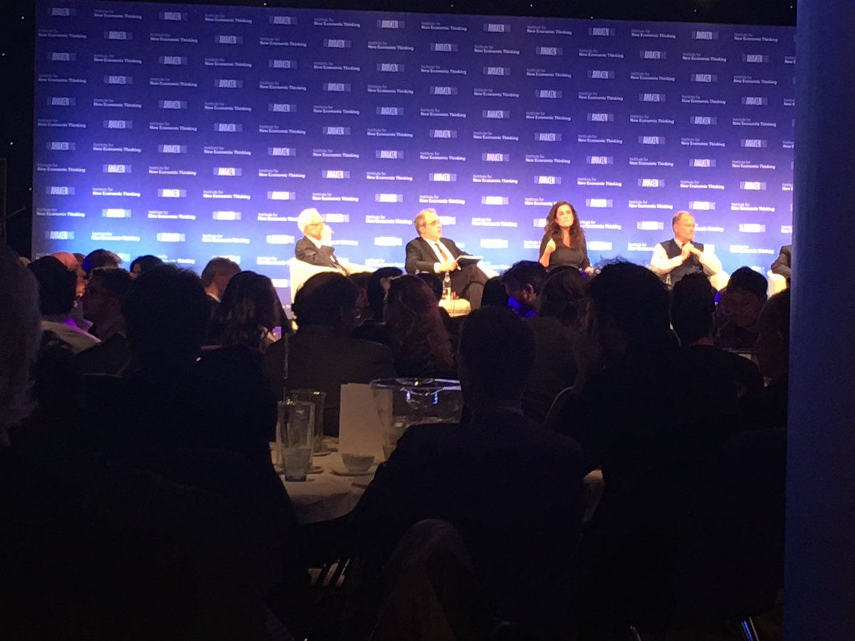 oh my god twitter doesn’t include alt text from images in their API